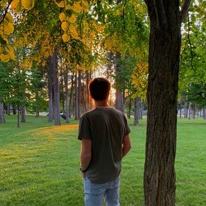 Meet your Posher, Ethan